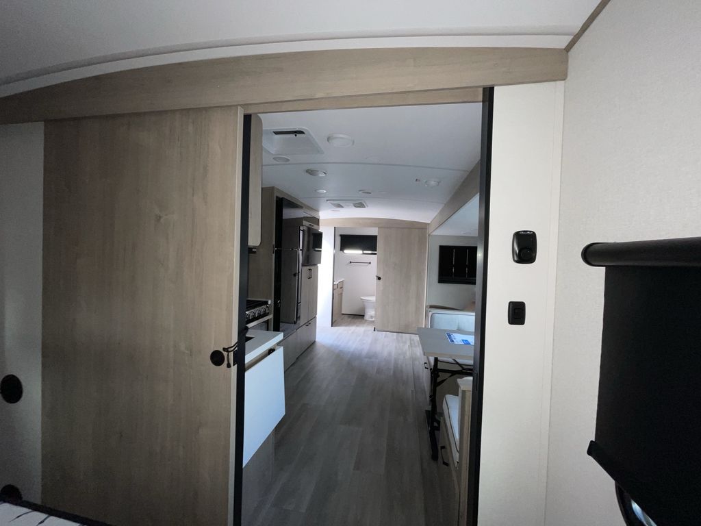 Main image 45