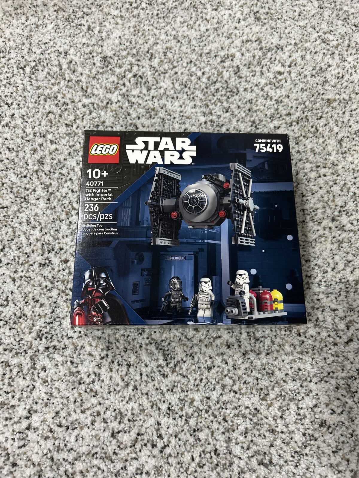 Lego Star Wars 40771 Tie Fighter with Imperial Hangar Rack Death Star GWP