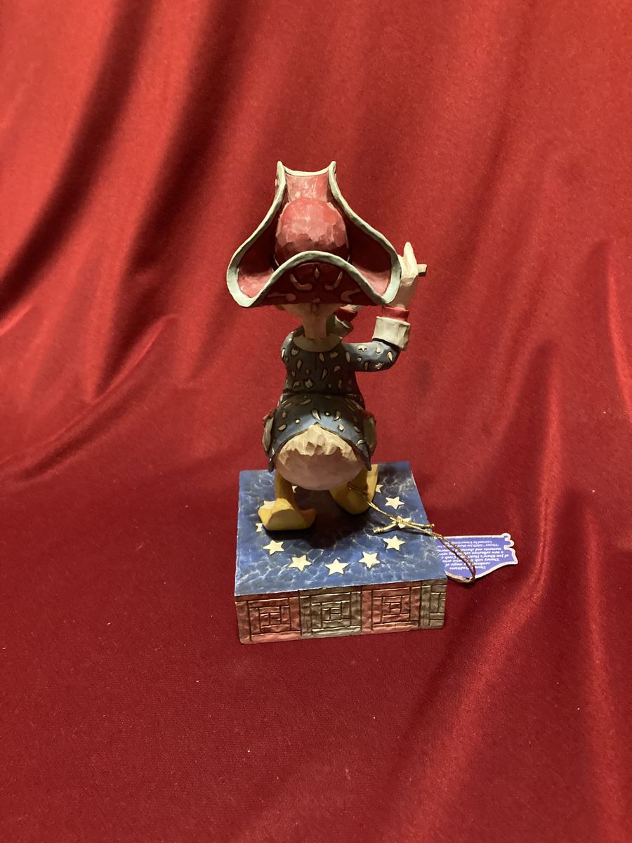 Main image 4