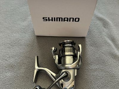 Shimano Nasci 1000 Spinning Fishing Reel - New in Box, 7.2oz, 5:1 Gear Ratio