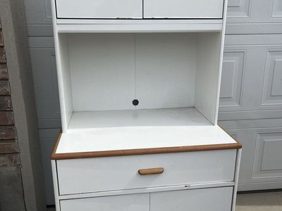 Kitchen Pantry