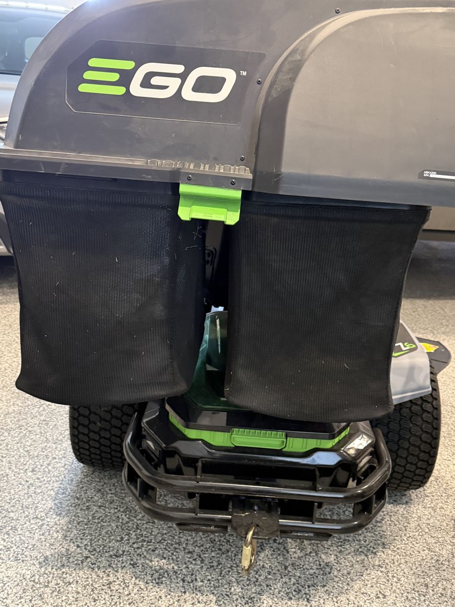 EGO Z6 ZT4205S Zero Turn Riding Lawnmower