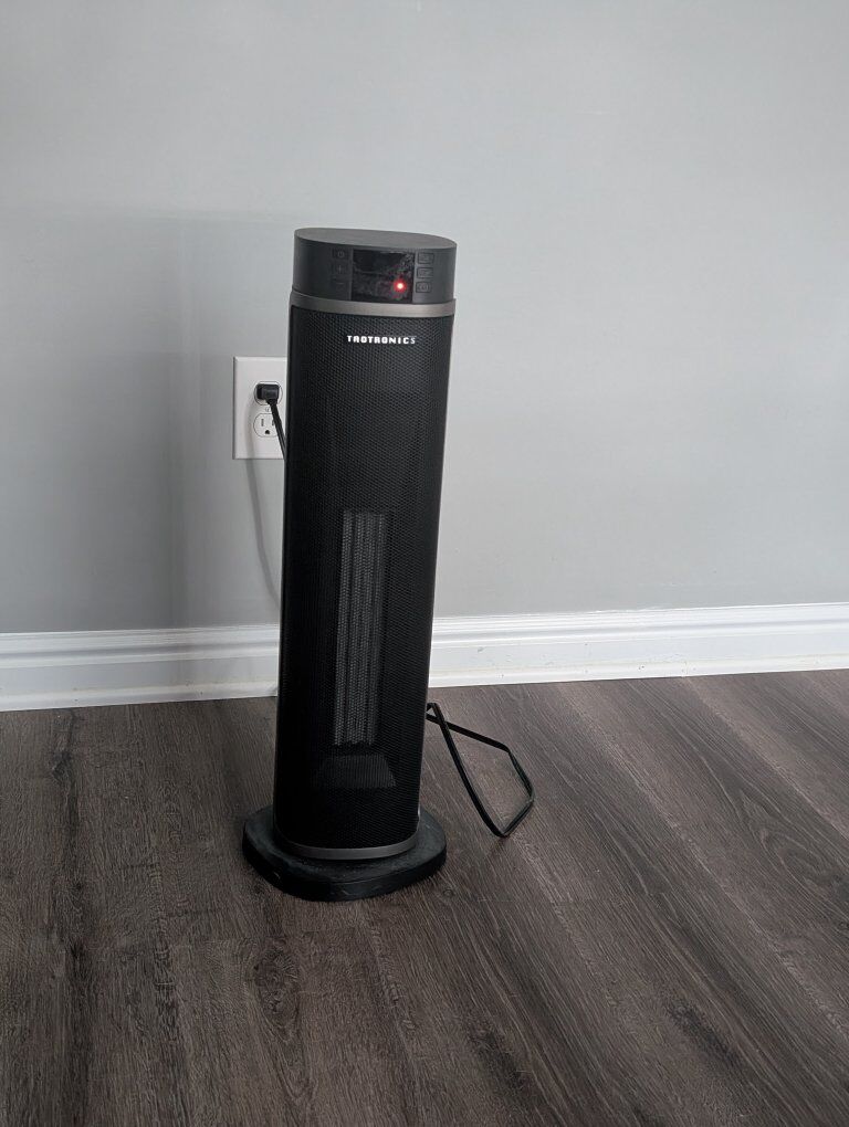 Oscillating space heater