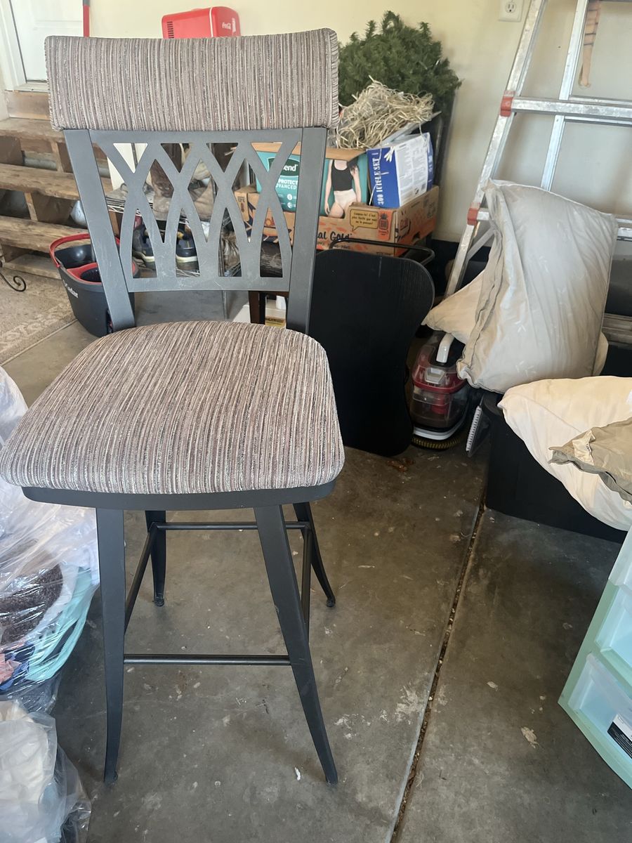 Main image 5