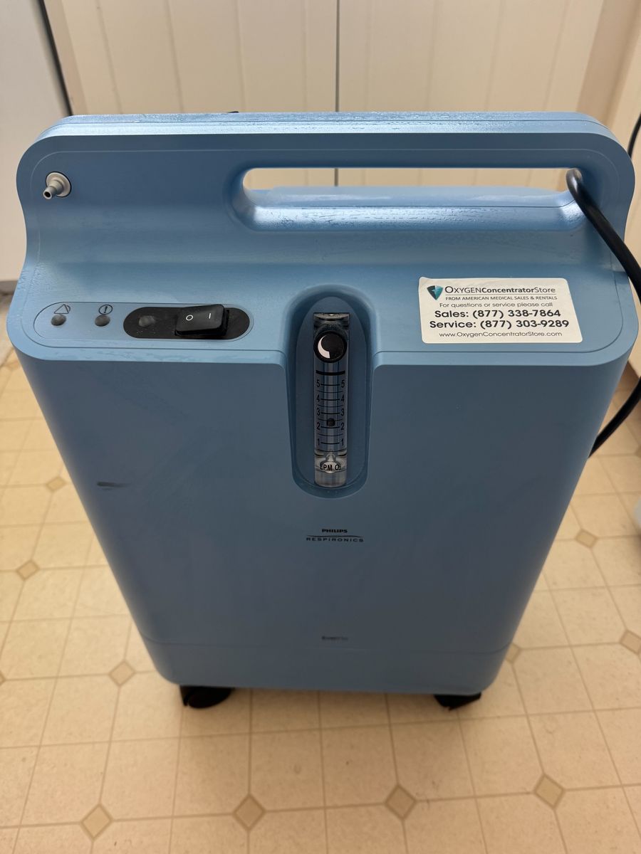 Respironics EverFlo Oxygen Concentrator
