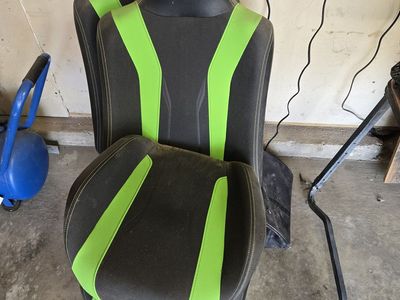 KRX Seats