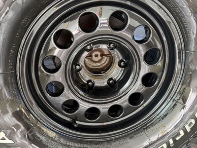 Black Nomad 16” wheels
