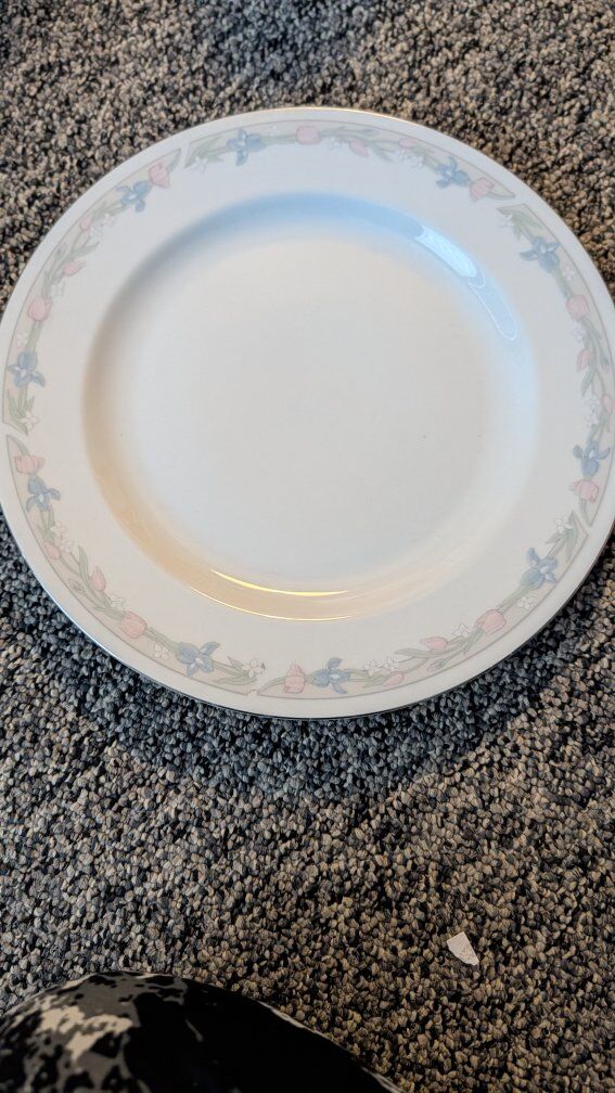 Vintage Illusions Collection