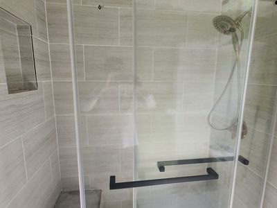 Sliding shower doors