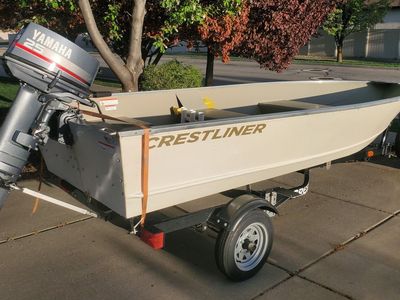 2012 Crestliner Fishing boat.