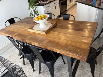 Farmhouse Style Dining Table w/chairs