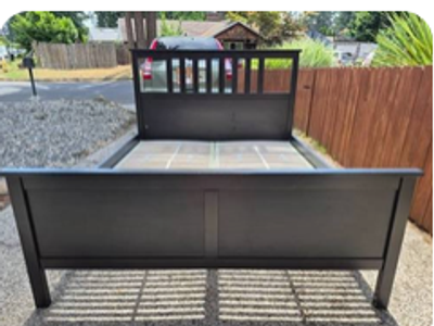 King Size Ikea Hemnes bed w slats GREAT condition