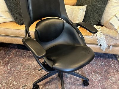 Used All33 Axion Office Desk Chair