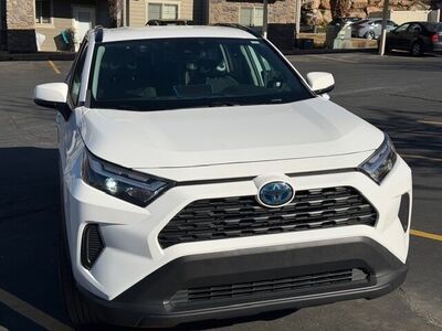 2023 Toyota RAV4 LE