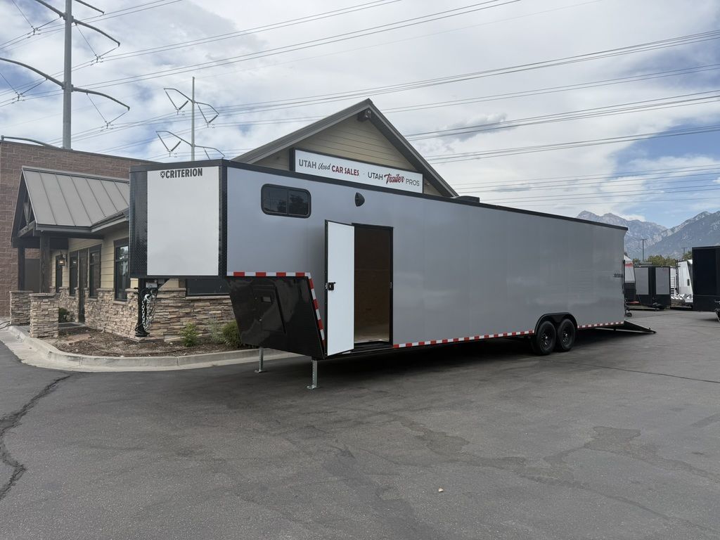 Main image 32