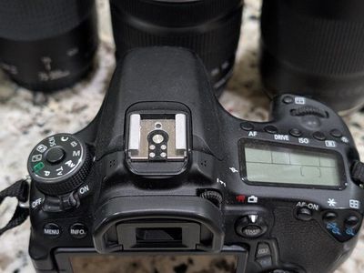 Canon EOS 70D camera with 3 lenses