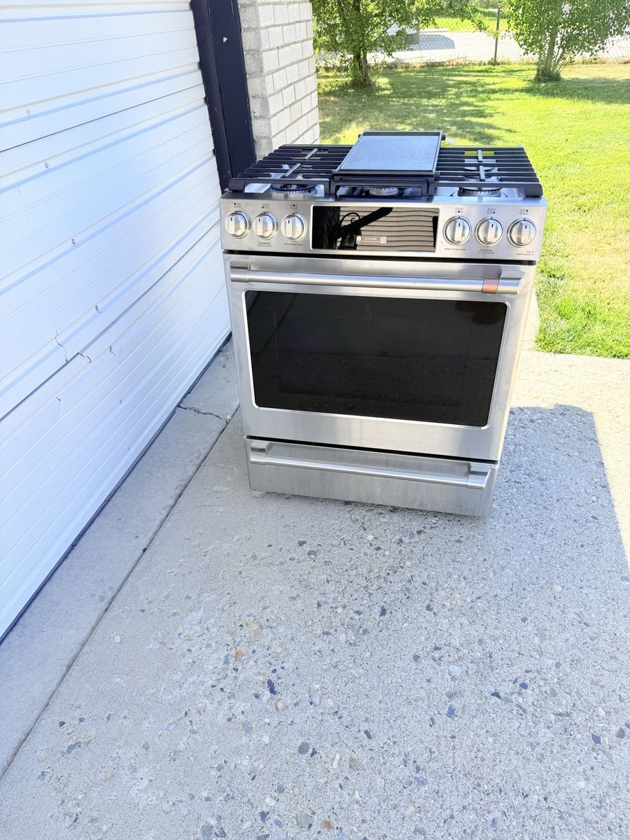 Main image 3