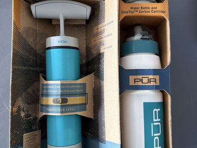 NEW Vintage PUR Explorer Microbiological Water Purifier + Bonus Bottle Kit