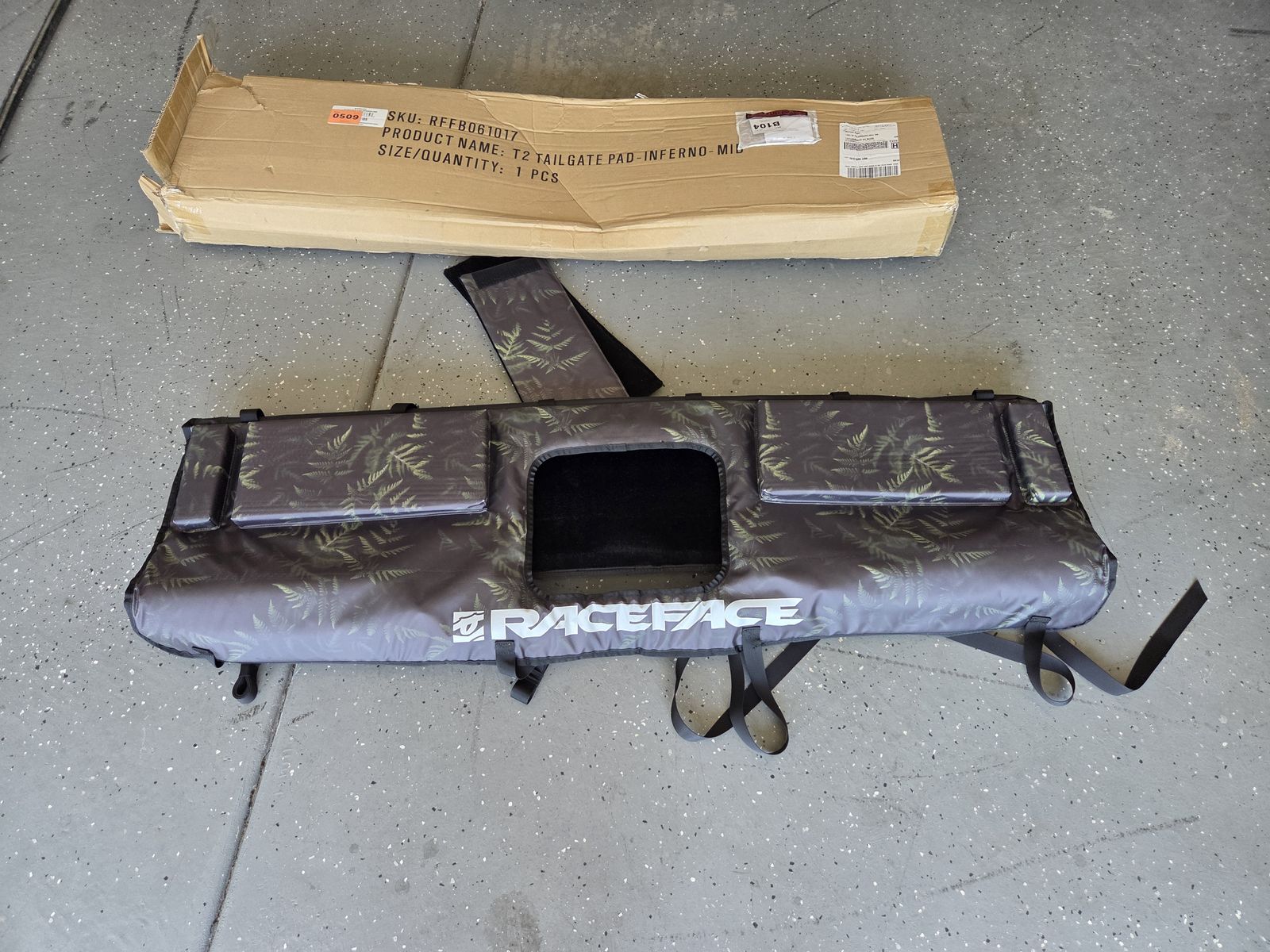 RaceFace T2 Tailgate Pad
