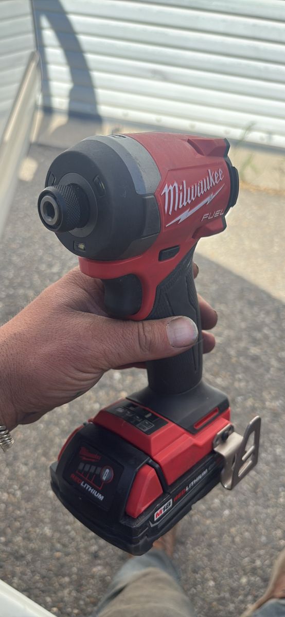 BRAND NEW MILWAUKEE IMPACT