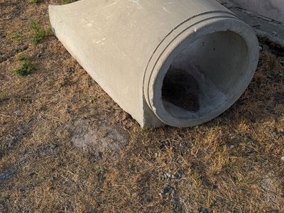 24" CONCRETE INLET PIPE