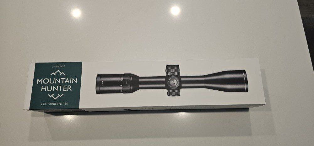 Hawke Endurance 30 FD 3-18x44 SF Mountain Hunter Riflescope (New in Box)