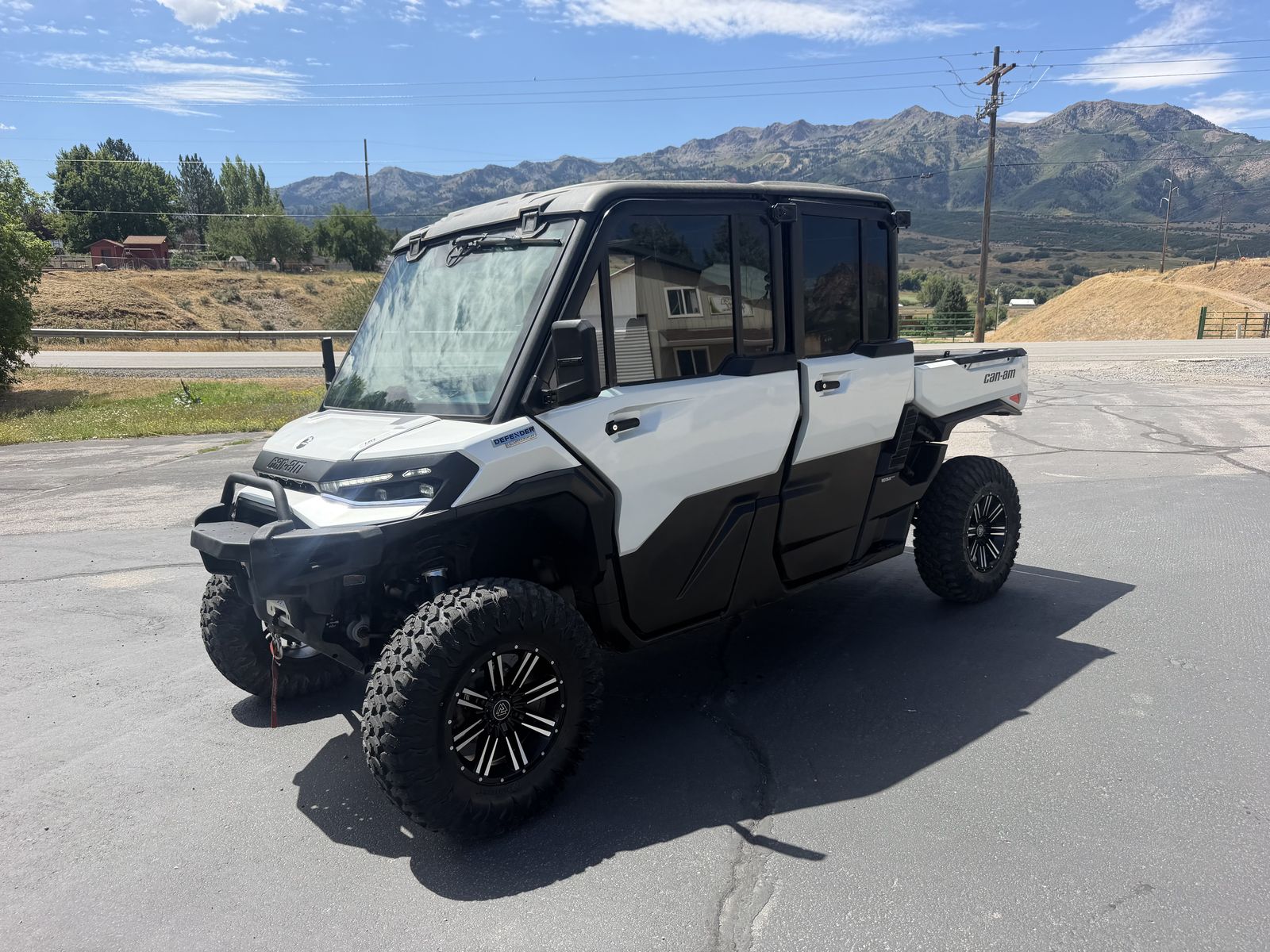 2026 canam defender hd11 limited cab heat ac street legal 