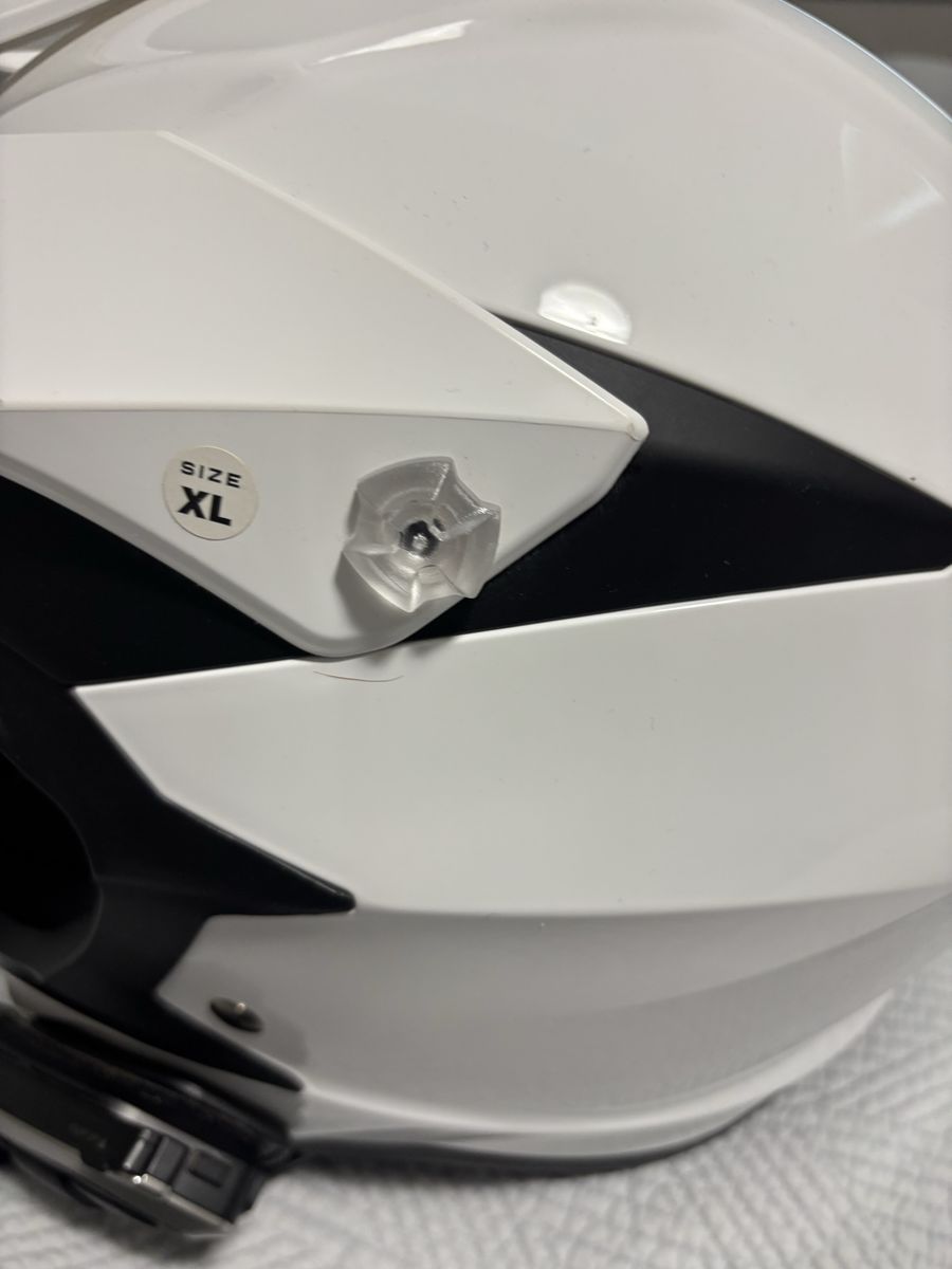 Main image 3