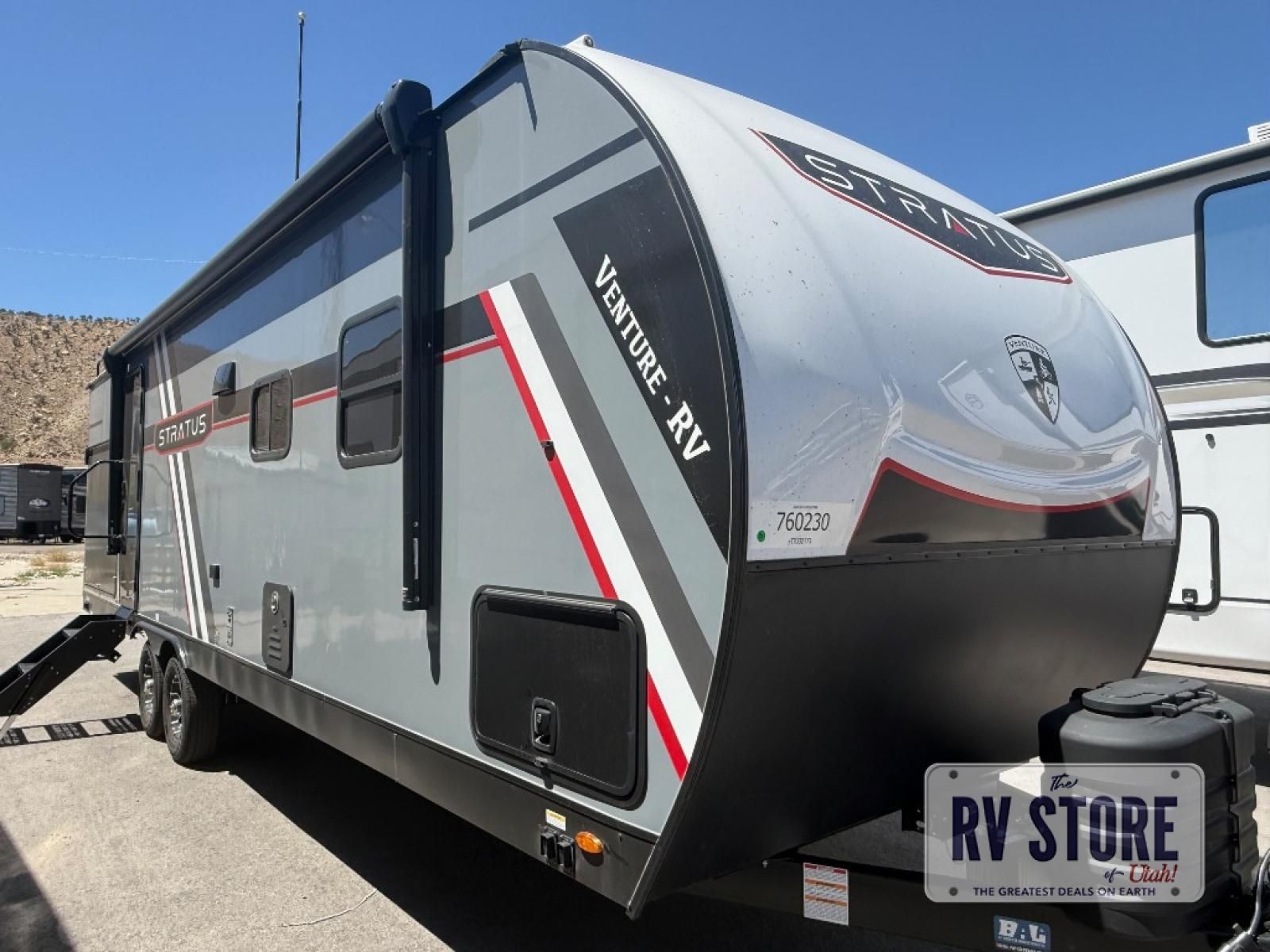 2026 Venture RV Stratus SR261VRB Travel Trailer Front Bedroom|Outdoor Entertainment|Outdoor Kitchen|Rear Bath
