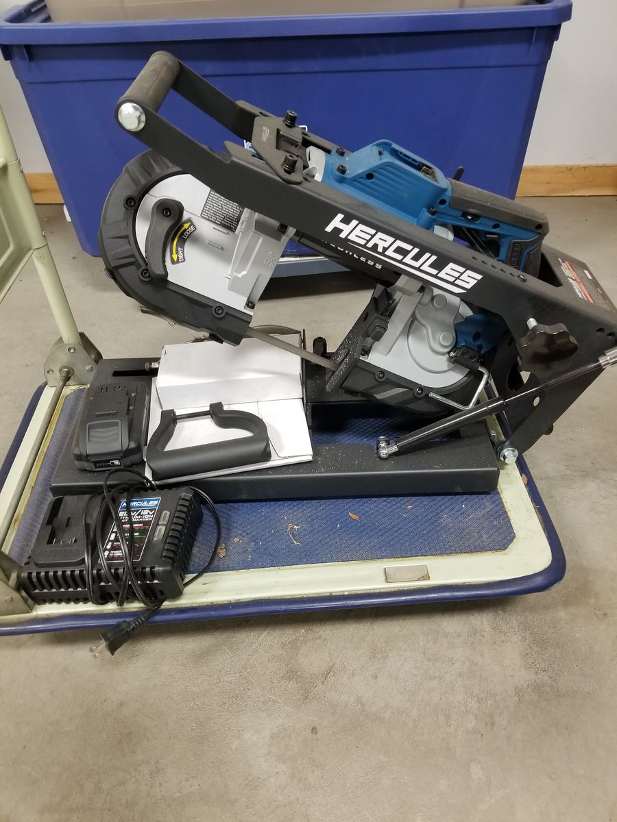 Hercules 20 V 5" deep cut Variable Speed Band saw w/bench top stand