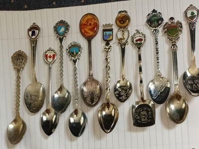 Vintage Souvenir Collector Spoon Lot - Travel & State Crests Set of 12