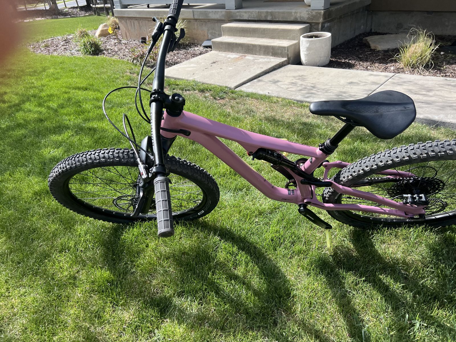 Great Condition Specialized Mountain Bike