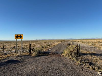 200 acres 6000 N 10000 W Delta, UT 84624