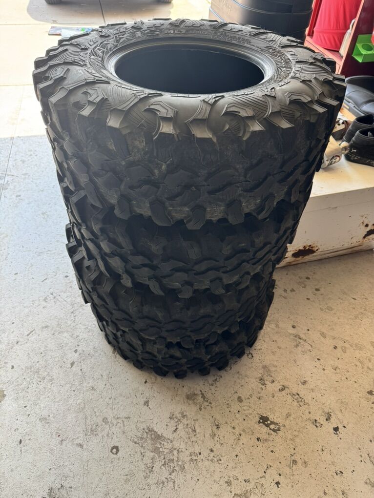 Carnivor 31x10.00x15