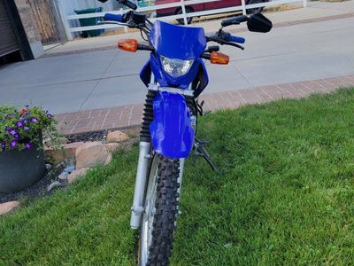 Yamaha XT250 Dual Sport Motorcycle Blue - Low Mileage, Excellent Condition