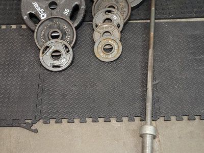 Weights 157 pounds