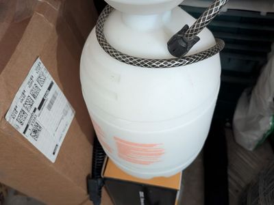 Handheld Pump Pressure Garden Sprayer