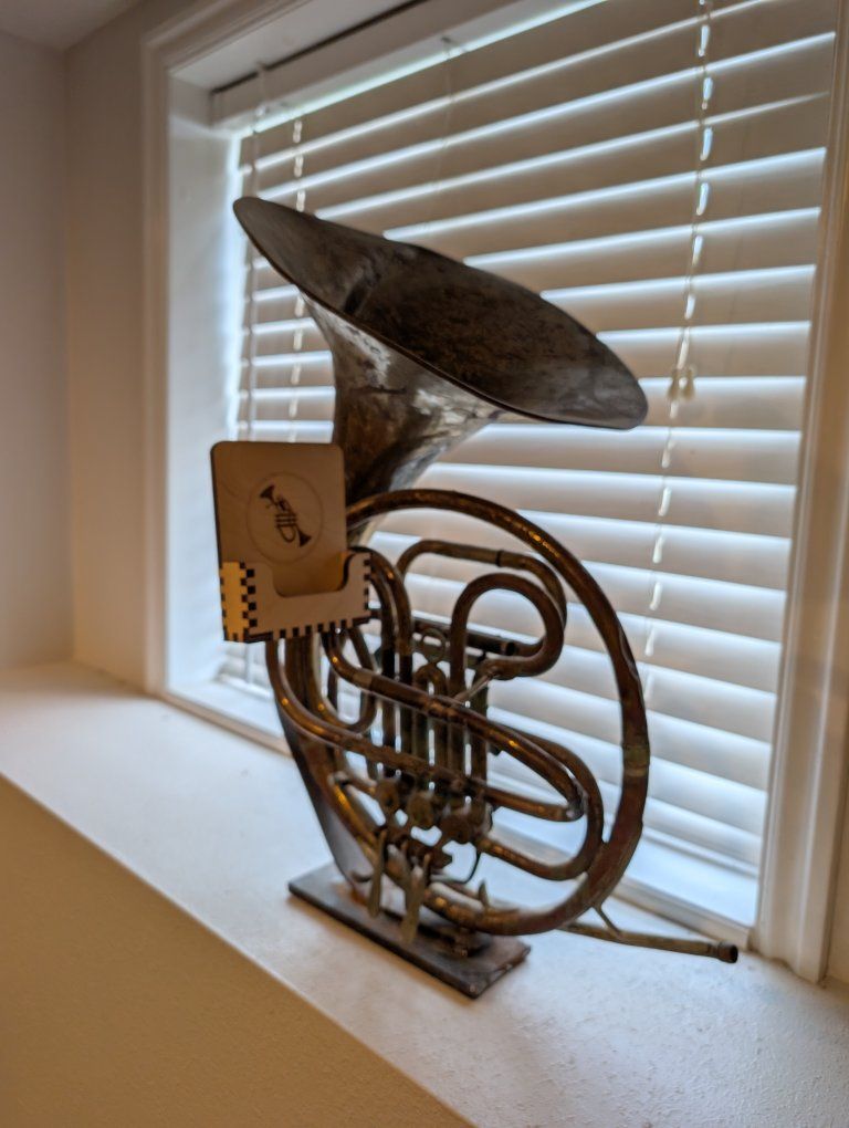 Vintage French Horn Speaker - Unique Musical Instrument Decor