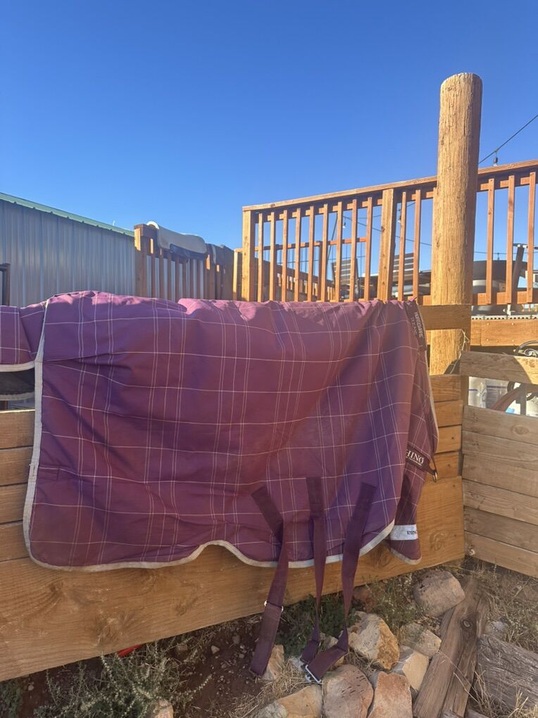 Horseware Ireland Blankets - Tack Room Clean out.
