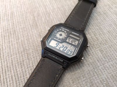 Casio AE-1200 watch with Vario oiled leather strap