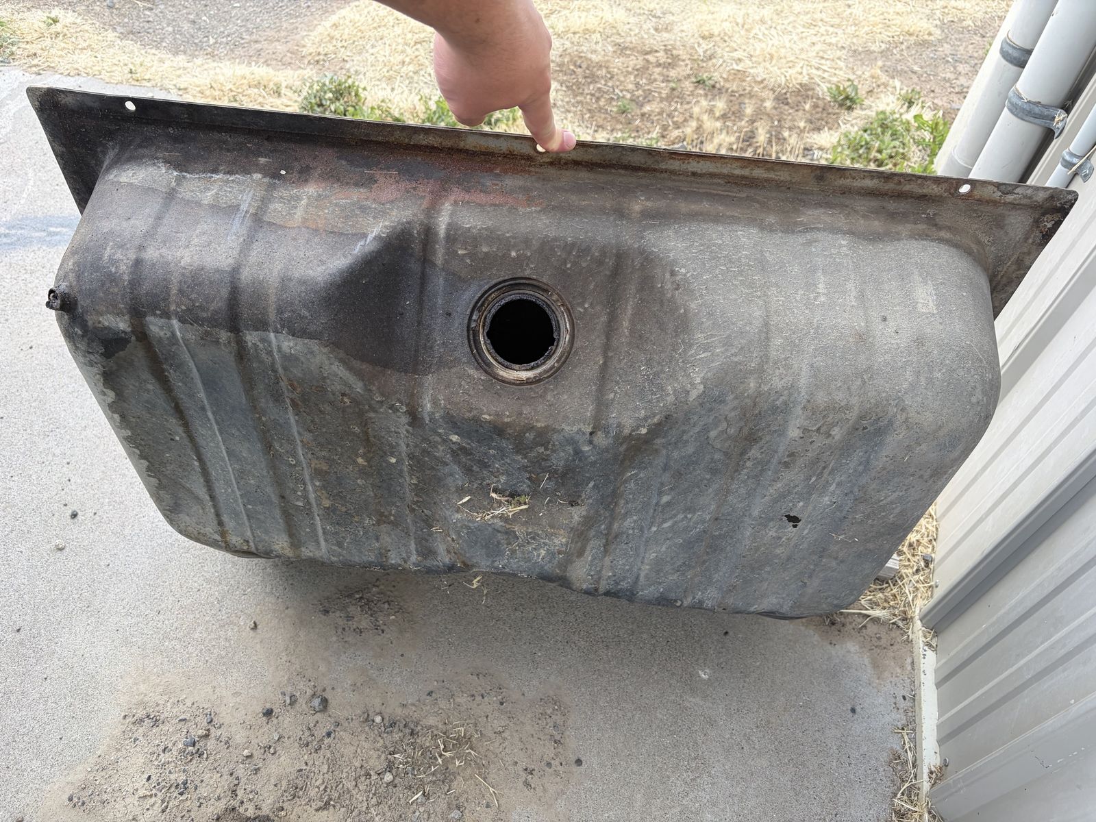 Main image 2