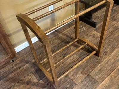 Quilt/blanket rack