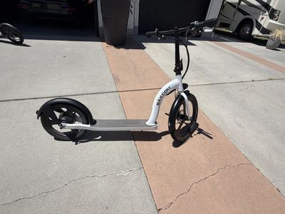 Bakcou scooter