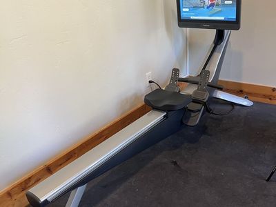 Hydrow Rower - Rowing machine