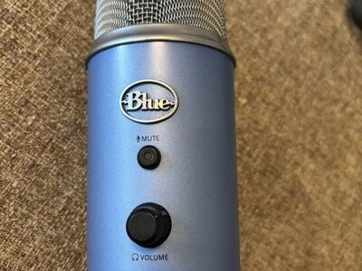 Like New, Blue Yeti Condensor Microphone