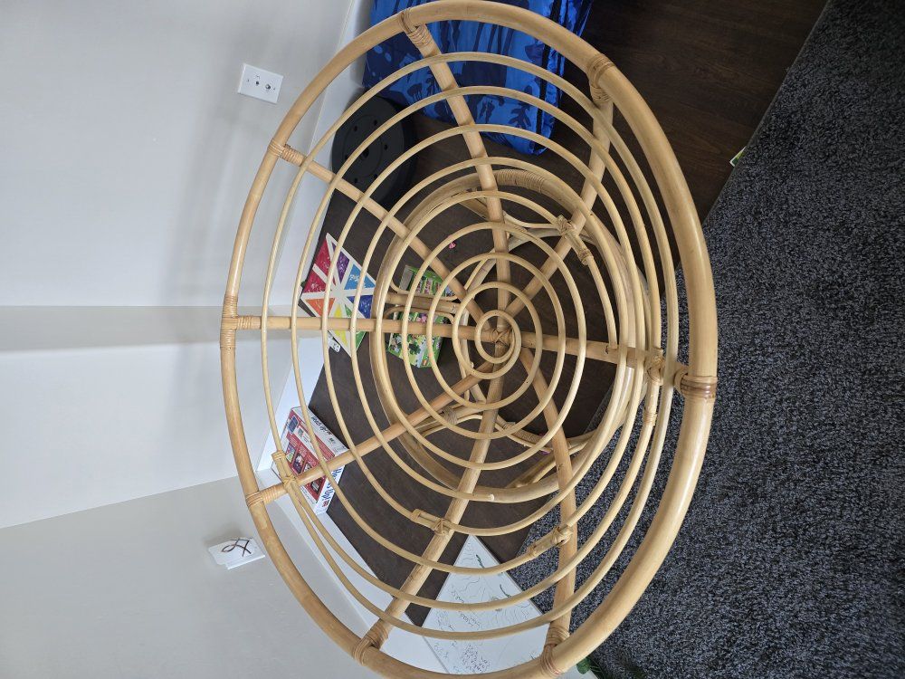 Papasan base (no cushion)