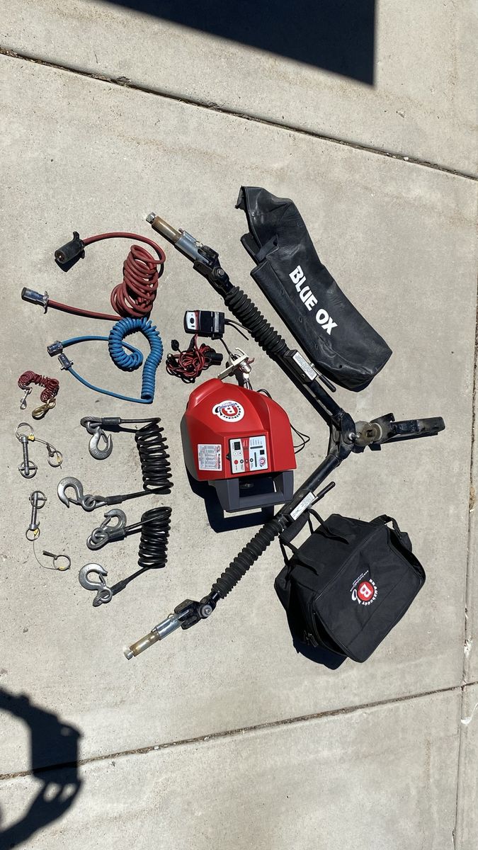 Blue Ox BX7445 10,000lb Tow Bar & BrakeBuddy Vantage Supplemental Braking System