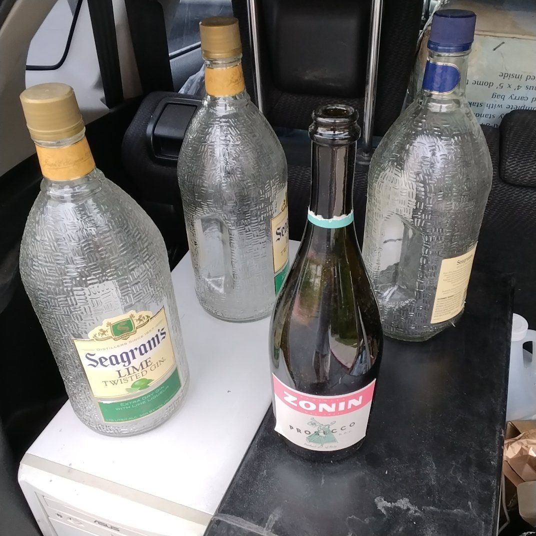 Uby bysed Seagram's Gin & Zonin Prosecco Empty Glass Bottles - Crafting & Decor