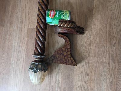 curtain rod