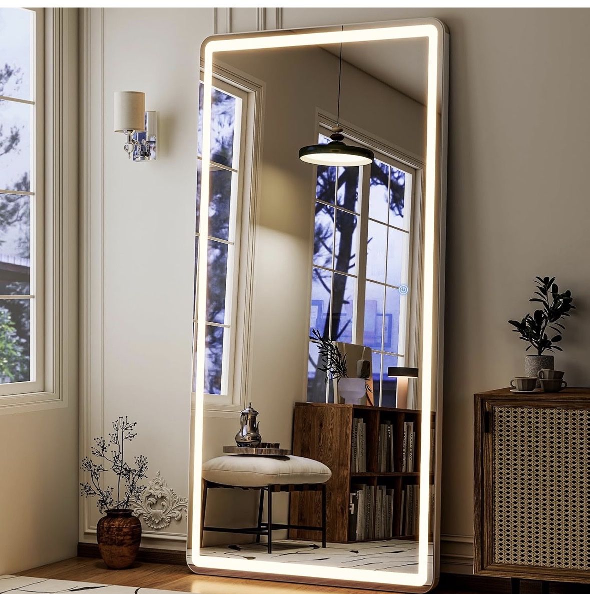 Main image 8
